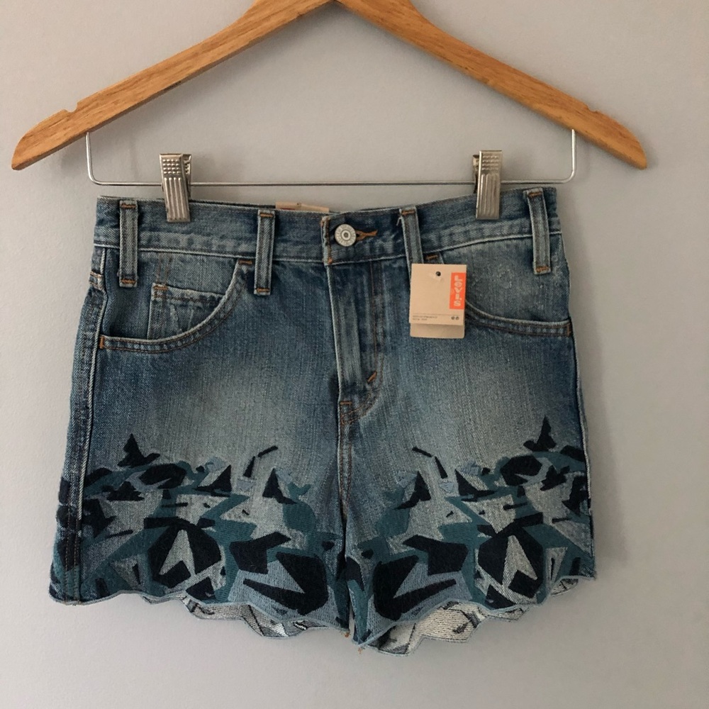 NWT RARE Levi’s Shorts